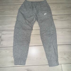 Nike Sportswear Club‎ Fleece Joggers gray size small